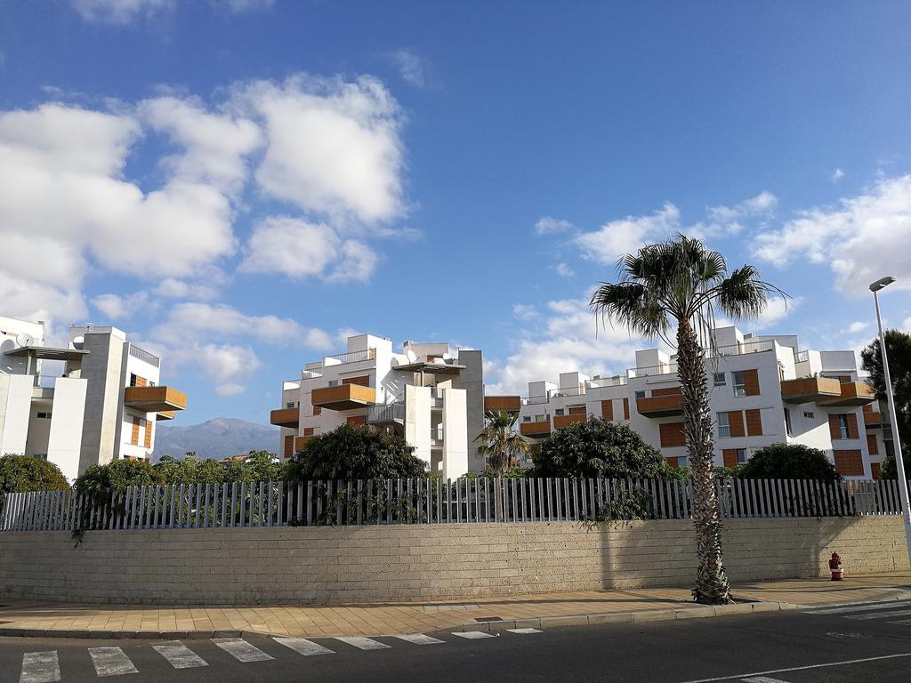 Alquilaencanarias-Medano Los Martines Beachfront A El Medano  Exterior photo